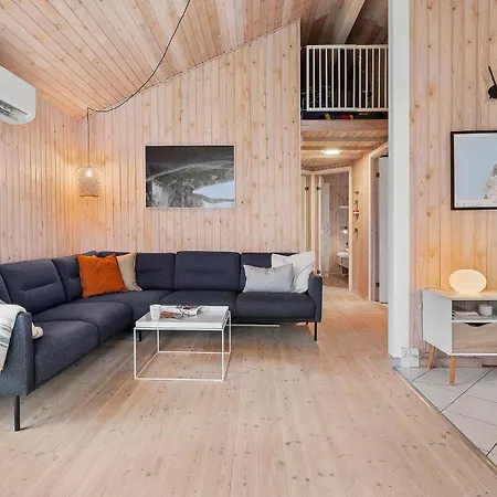 Amazing In With Sauna Feriehus *