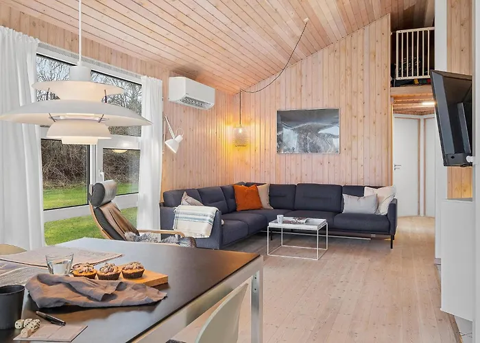 Feriehus Amazing In With Sauna
