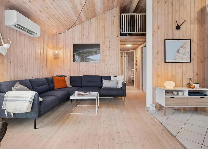 Amazing In With Sauna Feriehus *